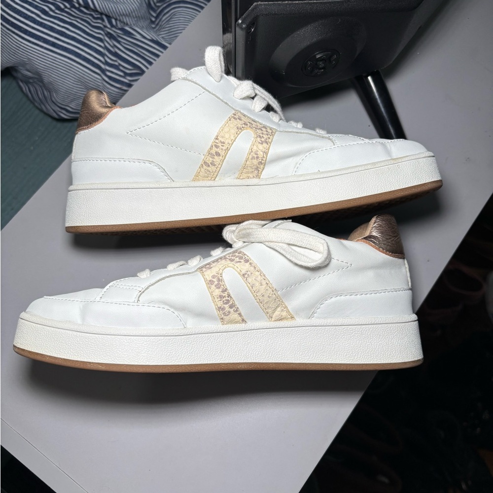 Lucky Brand White and Tan Sneakers